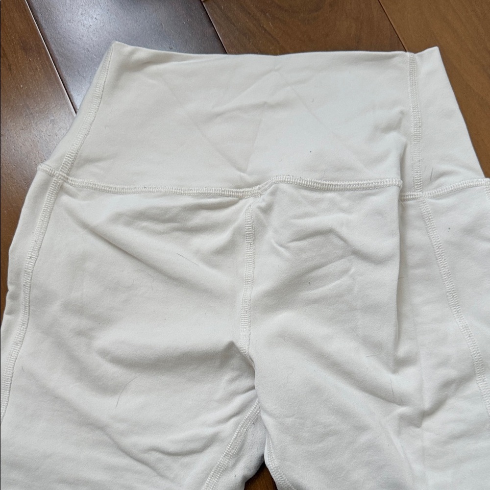 ALO Yoga Off-White Ribbed Leggings - Picture 4 of 4